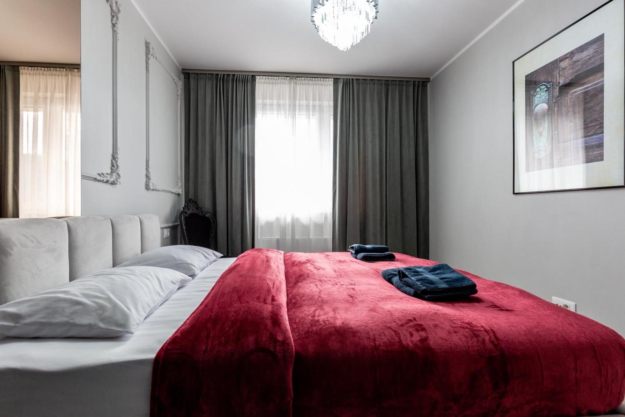 Studio 92- Urban Plaza Brasov Bagian luar foto