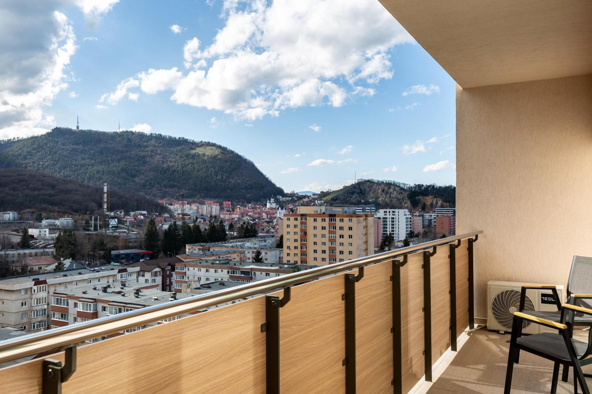 Studio 92- Urban Plaza Brasov Bagian luar foto